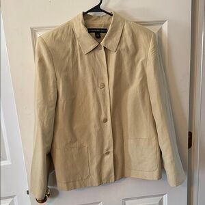 Josephine Chaus Women's Cream/Tan Blazer